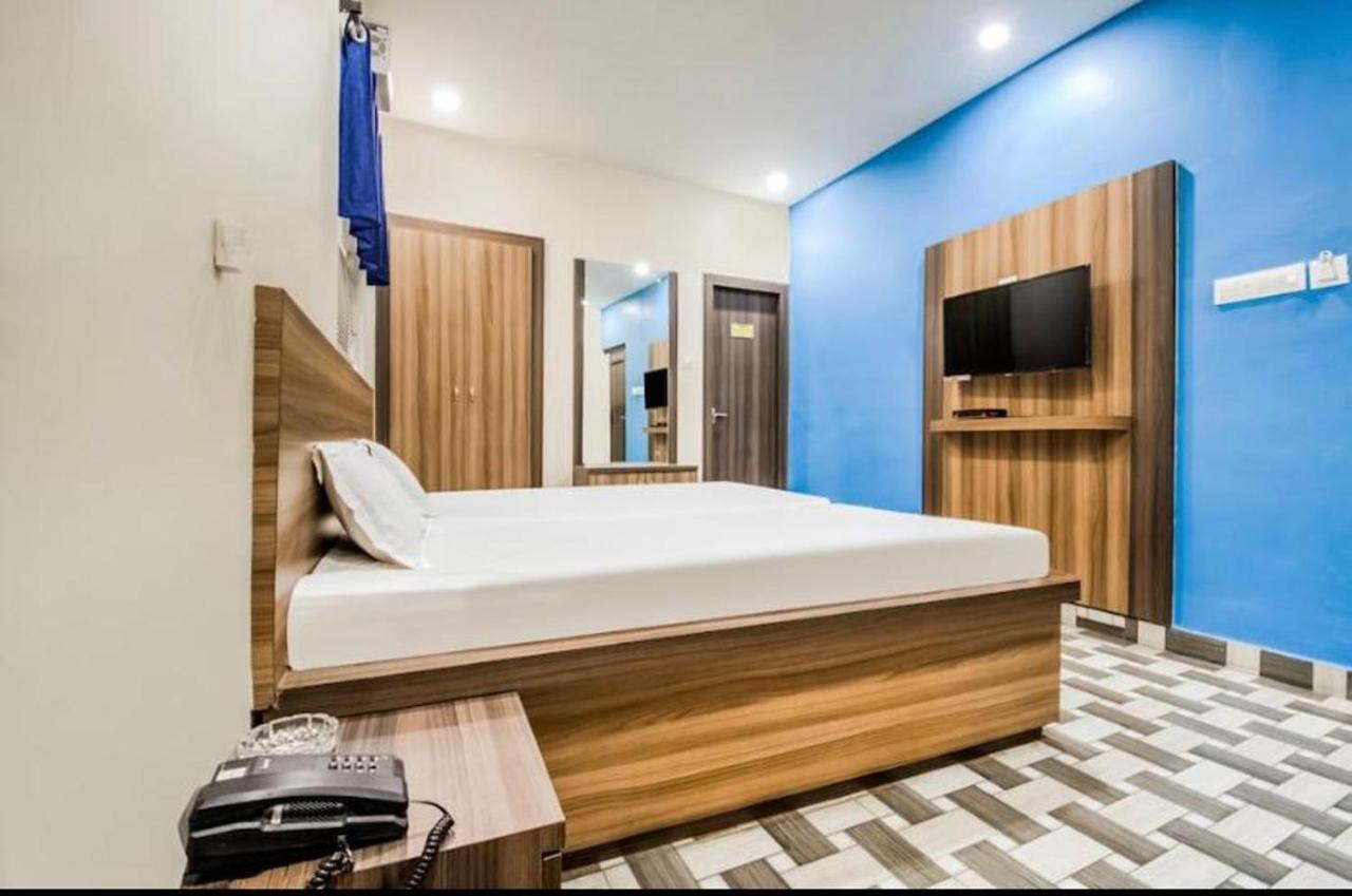 Hotel Vivek Patna  Bagian luar foto