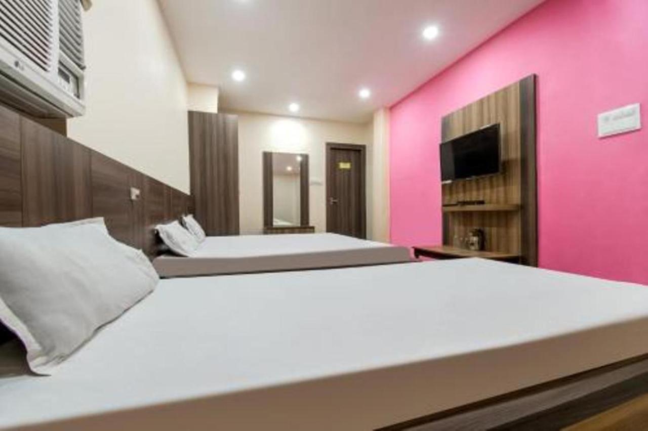 Hotel Vivek Patna  Bagian luar foto