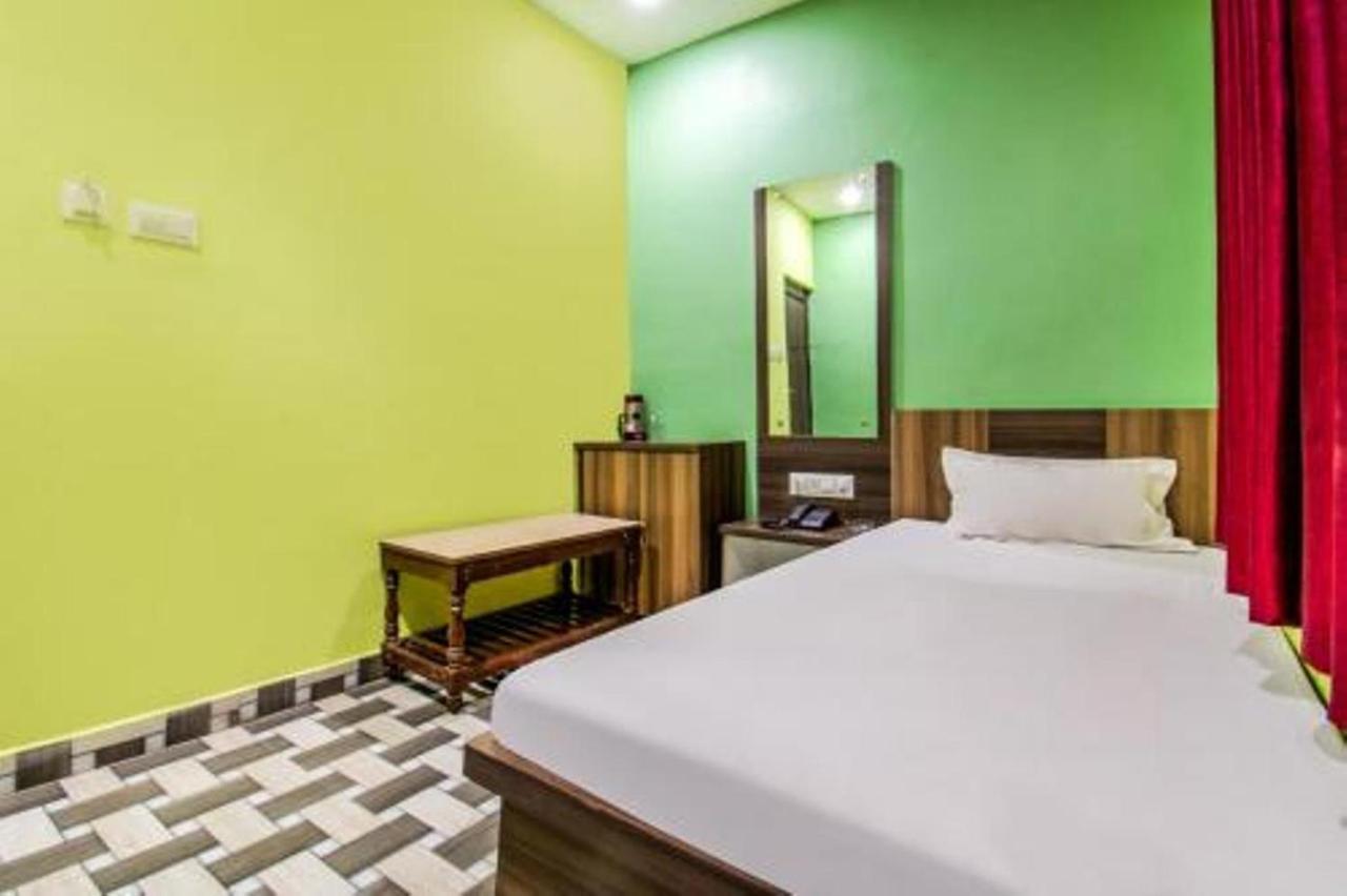 Hotel Vivek Patna  Bagian luar foto