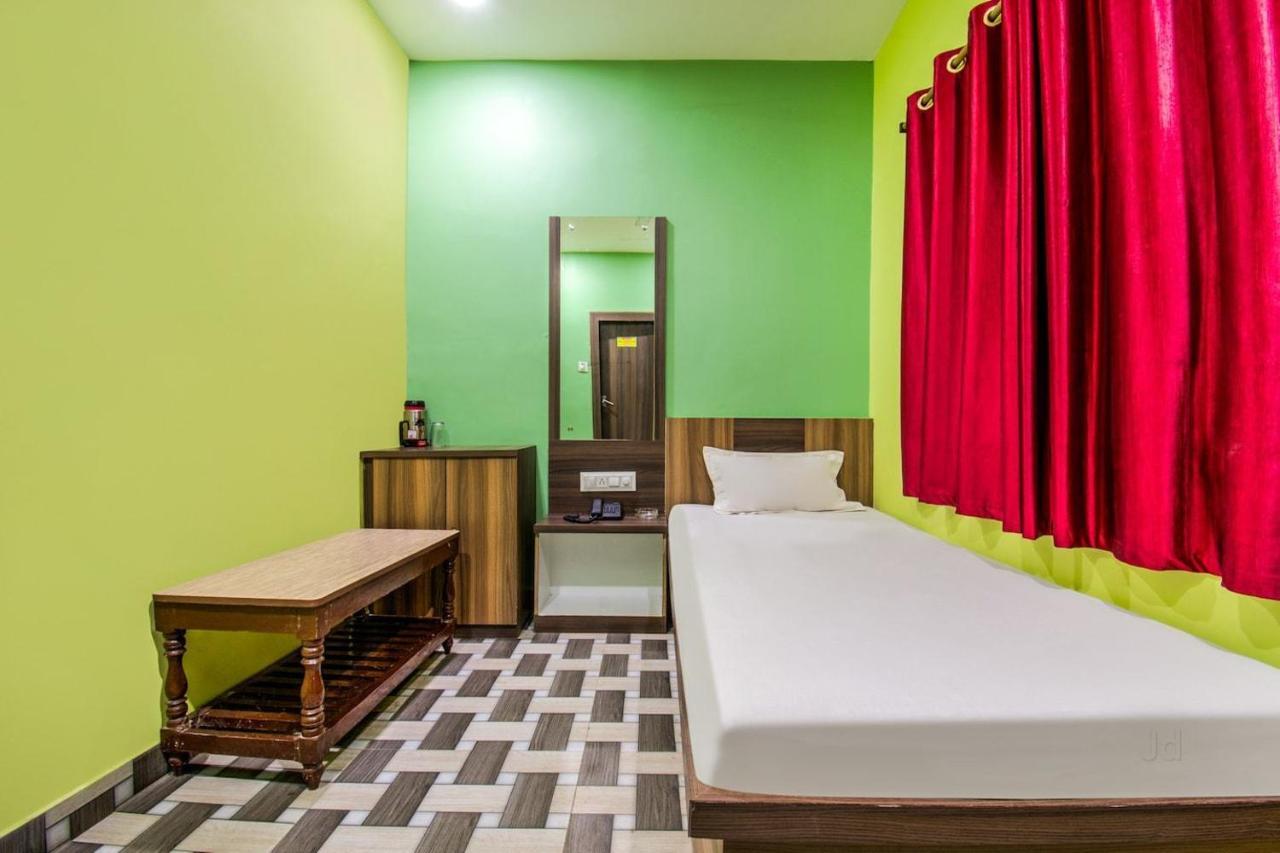 Hotel Vivek Patna  Bagian luar foto